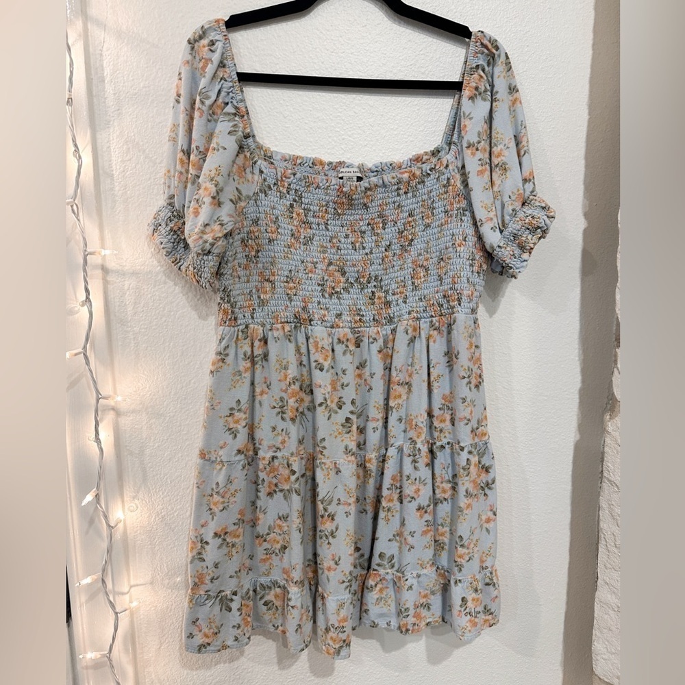 American Eagle Floral Dress (L) with pockets